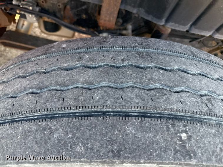 image for item ED4016 2007 International 7400 dump truck