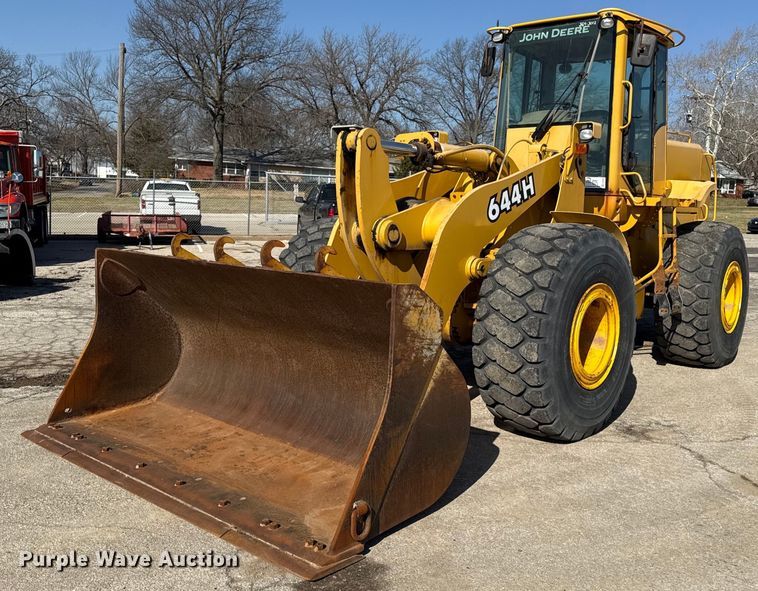 image for item ED4032 2002 John Deere 644H wheel loader