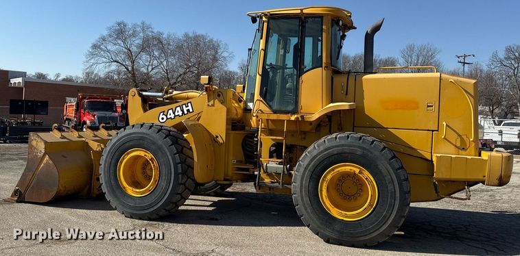 image for item ED4032 2002 John Deere 644H wheel loader