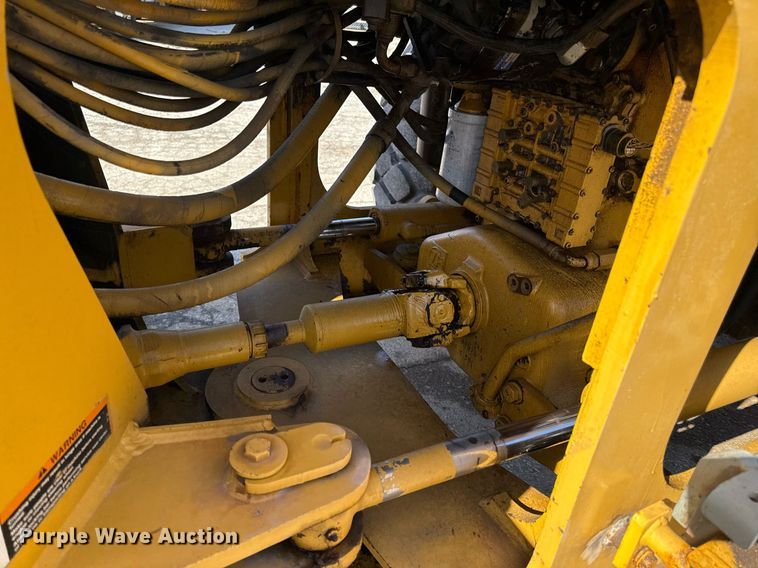 image for item ED4032 2002 John Deere 644H wheel loader