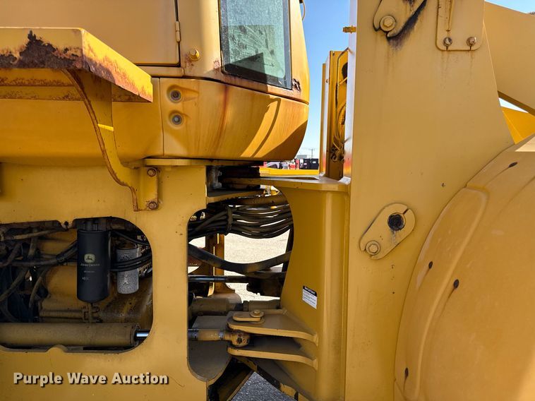 image for item ED4032 2002 John Deere 644H wheel loader