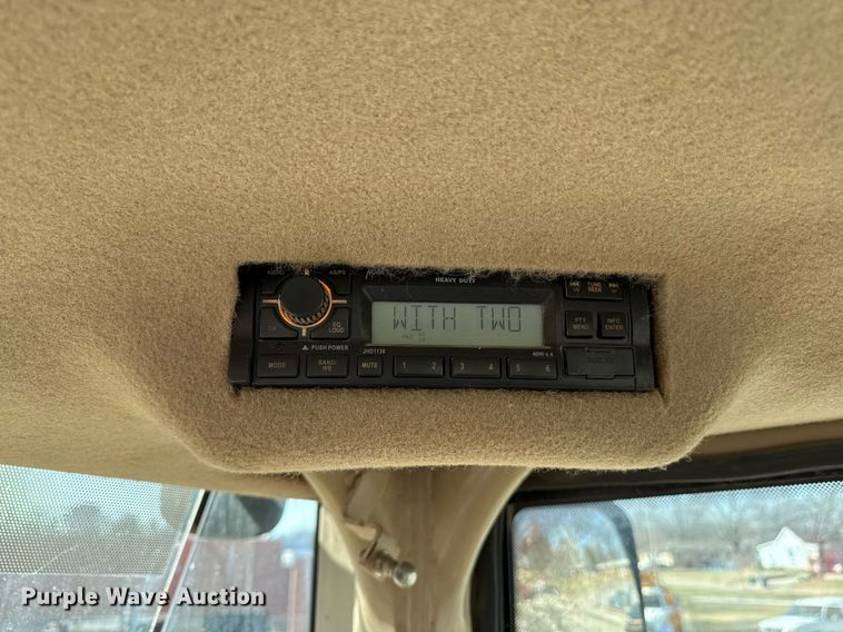 image for item ED4032 2002 John Deere 644H wheel loader