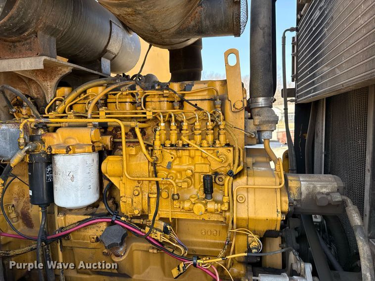 image for item ED4032 2002 John Deere 644H wheel loader