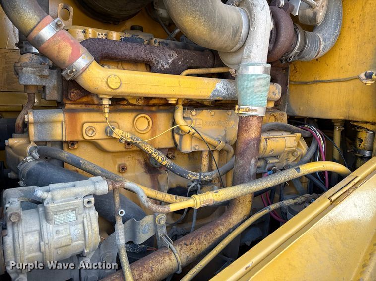 image for item ED4032 2002 John Deere 644H wheel loader