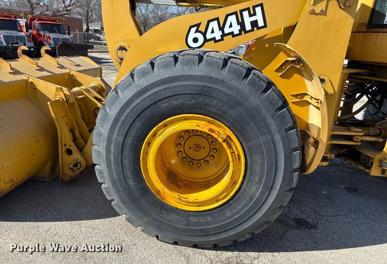 image for item ED4032 2002 John Deere 644H wheel loader