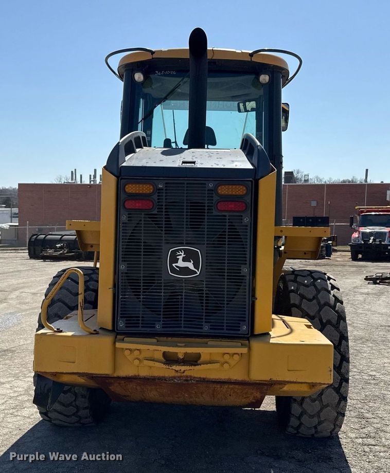 image for item ED4033 2006 John Deere 444J wheel loader