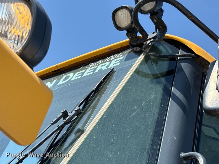 image for item ED4033 2006 John Deere 444J wheel loader