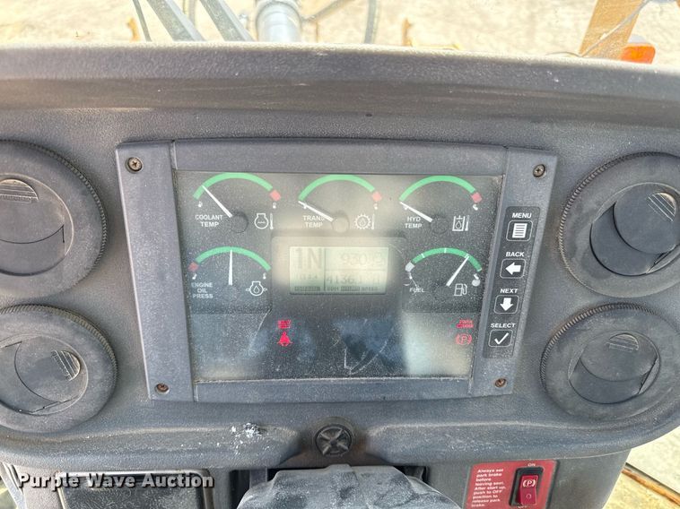 image for item ED4033 2006 John Deere 444J wheel loader