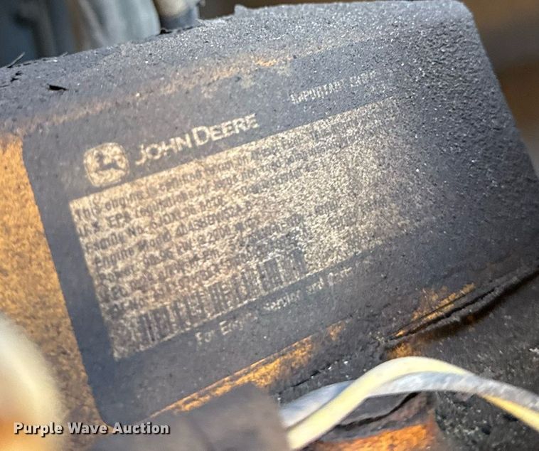 image for item ED4033 2006 John Deere 444J wheel loader