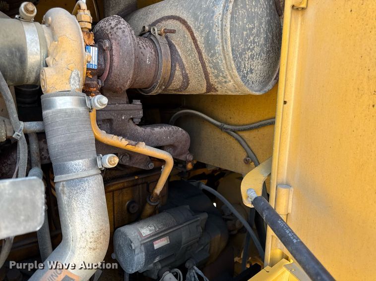 image for item ED4033 2006 John Deere 444J wheel loader