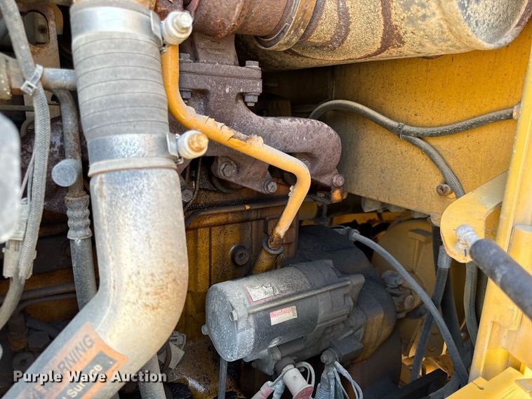 image for item ED4033 2006 John Deere 444J wheel loader