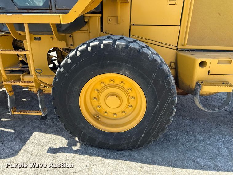 image for item ED4033 2006 John Deere 444J wheel loader