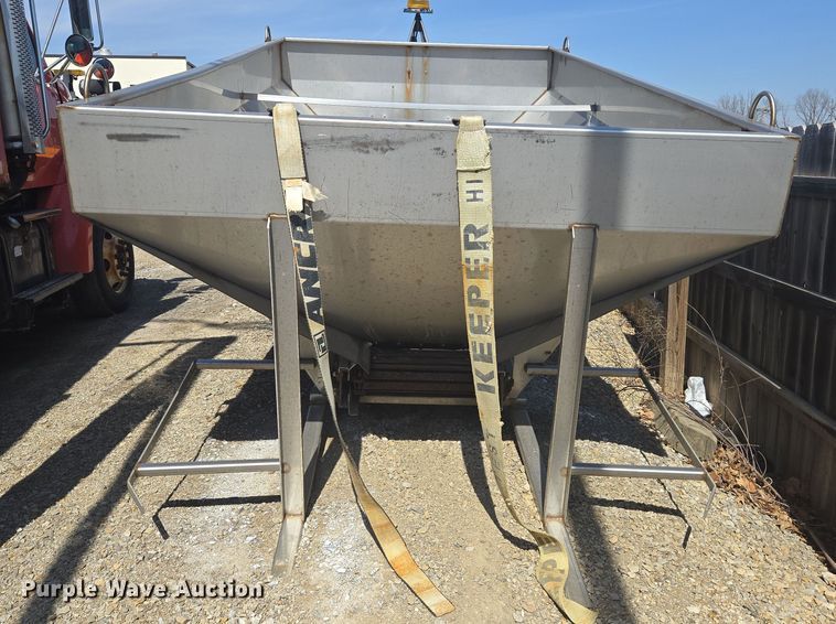 image for item ED4034 Henderson spreader