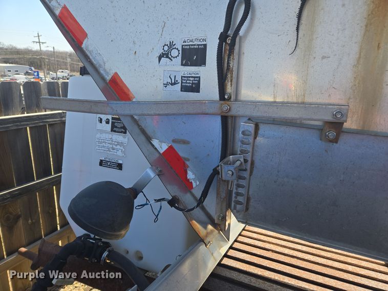 image for item ED4034 Henderson spreader