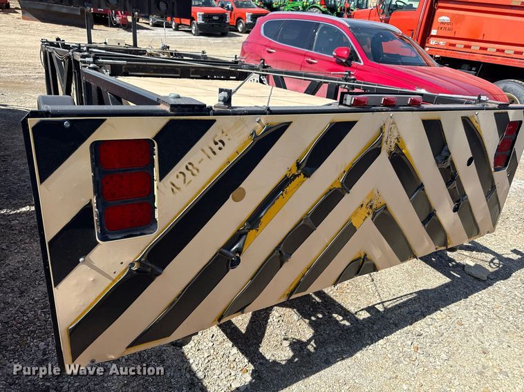 image for item ED4035 2008 Energy Absorption System arrow board trailer