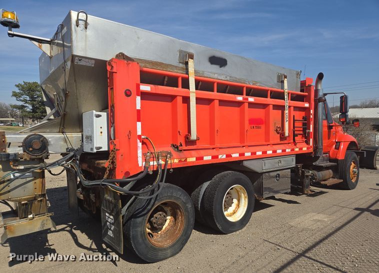 image for item ED4036 2003 International 7500 dump truck