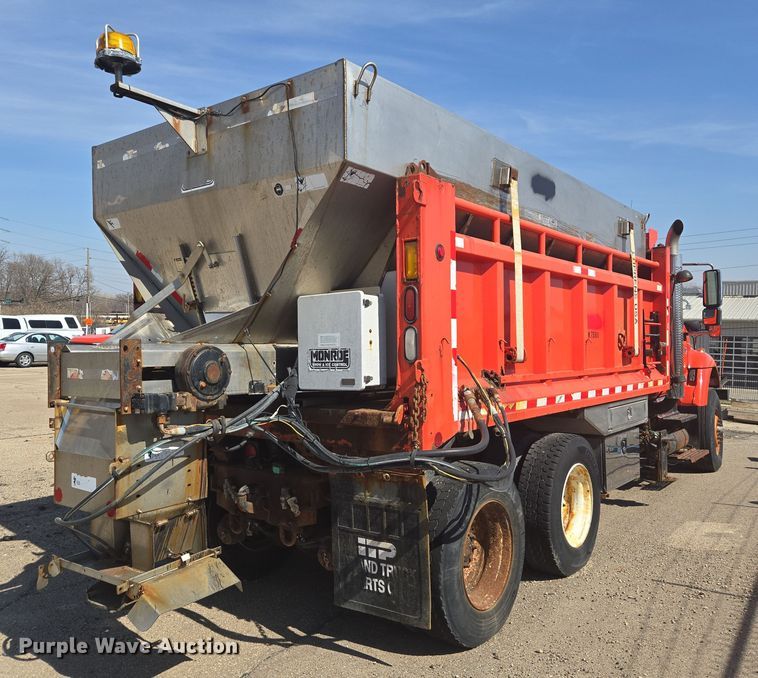 image for item ED4036 2003 International 7500 dump truck