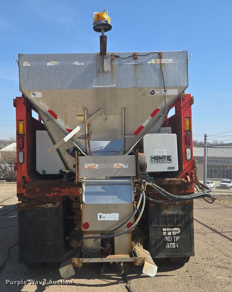 image for item ED4036 2003 International 7500 dump truck