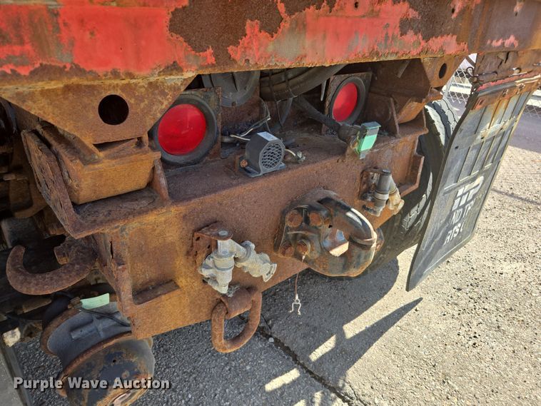 image for item ED4036 2003 International 7500 dump truck