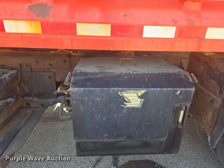 image for item ED4036 2003 International 7500 dump truck