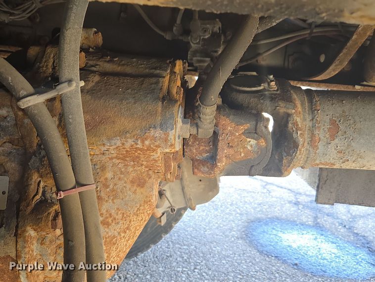 image for item ED4036 2003 International 7500 dump truck