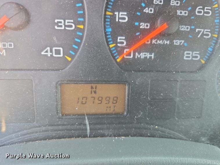 image for item ED4036 2003 International 7500 dump truck