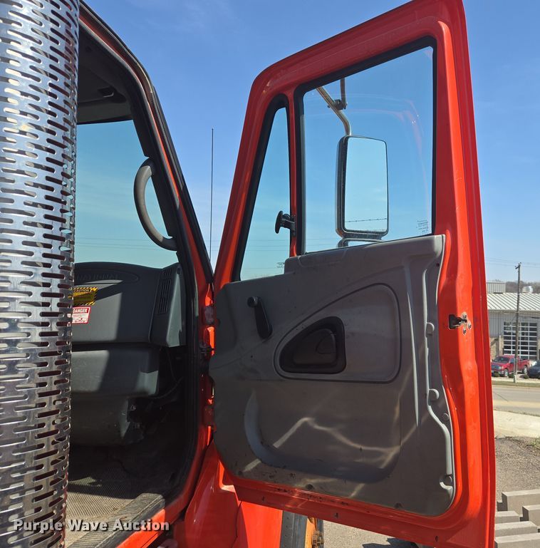 image for item ED4036 2003 International 7500 dump truck