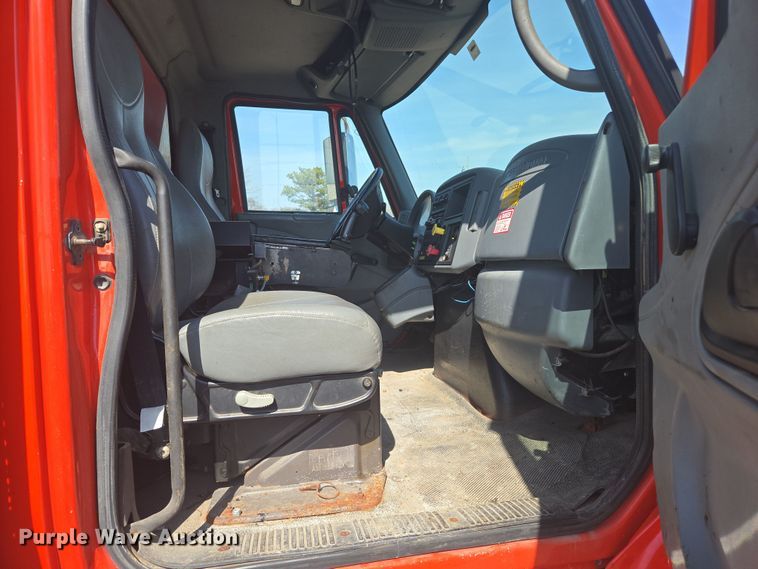 image for item ED4036 2003 International 7500 dump truck