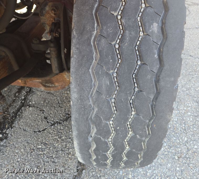 image for item ED4036 2003 International 7500 dump truck