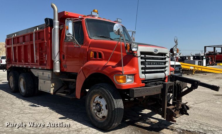 image for item ED4037 2001 Sterling L9500 dump truck