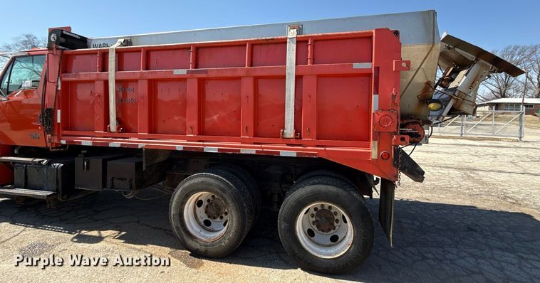 image for item ED4037 2001 Sterling L9500 dump truck