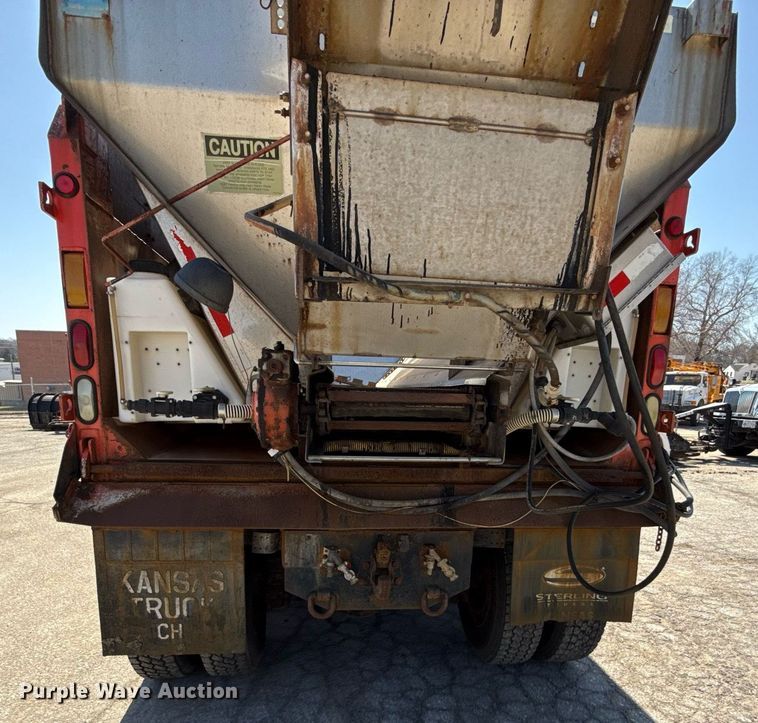 image for item ED4037 2001 Sterling L9500 dump truck