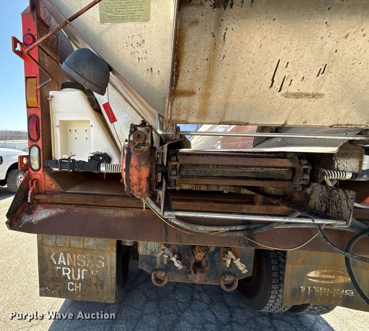 image for item ED4037 2001 Sterling L9500 dump truck