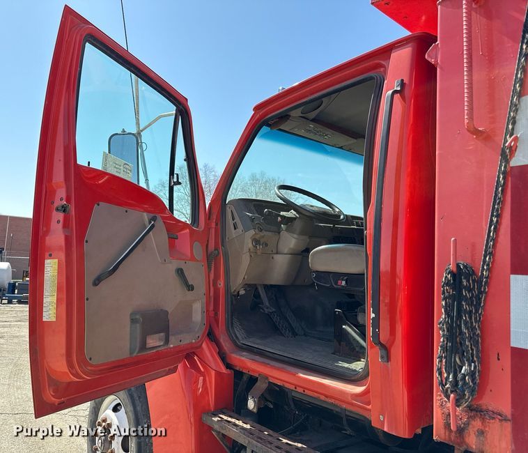 image for item ED4037 2001 Sterling L9500 dump truck