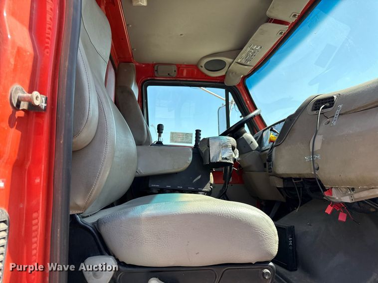 image for item ED4037 2001 Sterling L9500 dump truck