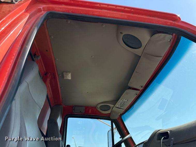 image for item ED4037 2001 Sterling L9500 dump truck