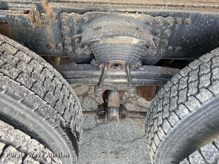 image for item ED4037 2001 Sterling L9500 dump truck