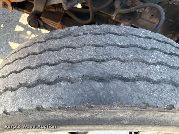 image for item ED4037 2001 Sterling L9500 dump truck