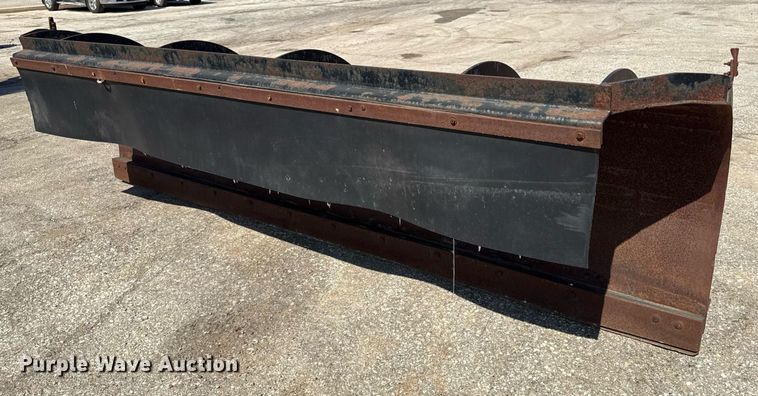 image for item ED4037 2001 Sterling L9500 dump truck