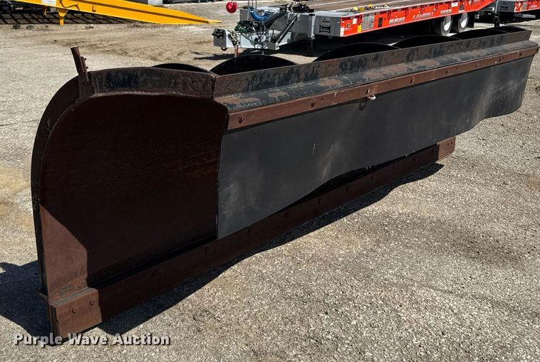 image for item ED4037 2001 Sterling L9500 dump truck