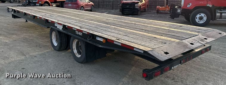 image for item ED4038 2006 Trail eze tilt deck equipment trailer
