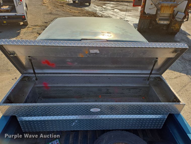 image for item ED4039 1998 Chevrolet C1500 Ext. Cab pickup truck