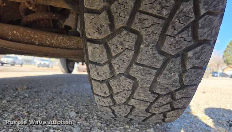 image for item ED4039 1998 Chevrolet C1500 Ext. Cab pickup truck