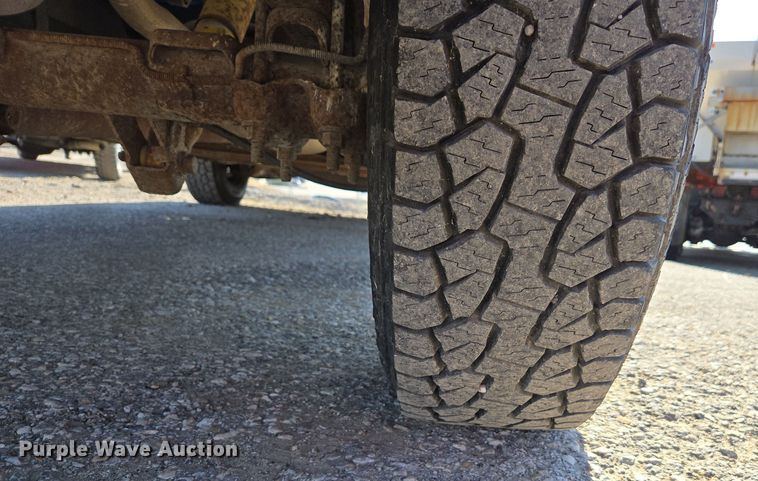 image for item ED4039 1998 Chevrolet C1500 Ext. Cab pickup truck