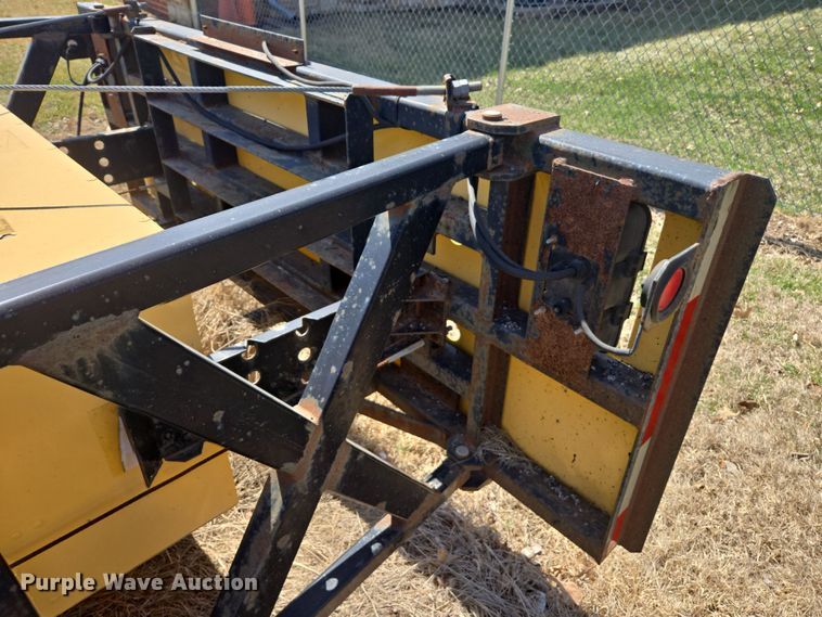 image for item ED4043 2006 Energy Absorption System arrow board trailer