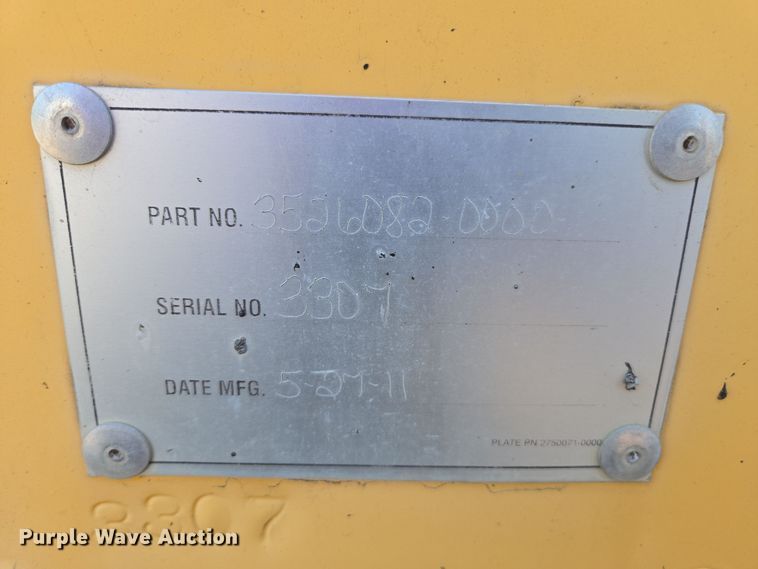 image for item ED4043 2006 Energy Absorption System arrow board trailer