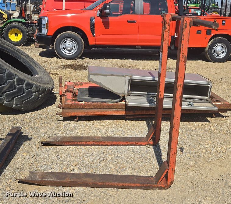 image for item ED4047 44