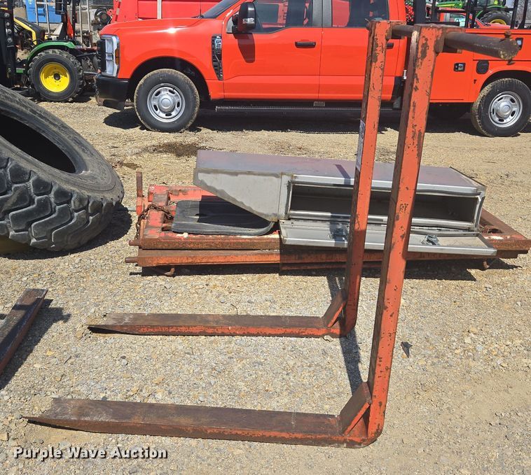 image for item ED4047 44