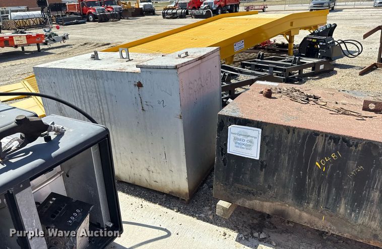 image for item ED4049 (2) waste oil tanks