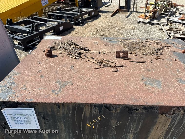 image for item ED4049 (2) waste oil tanks